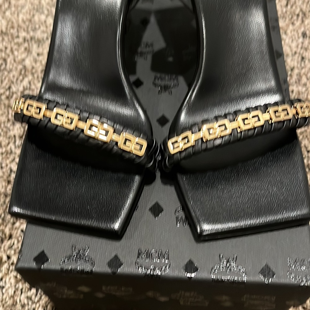 Givenchy 4G Chain Slingback Sandal, NWOT - Picture 13 of 13